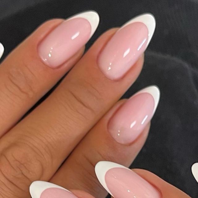 Chic Almond-Shaped French Manicure: Elegant Soft Pink with Crisp White Tips