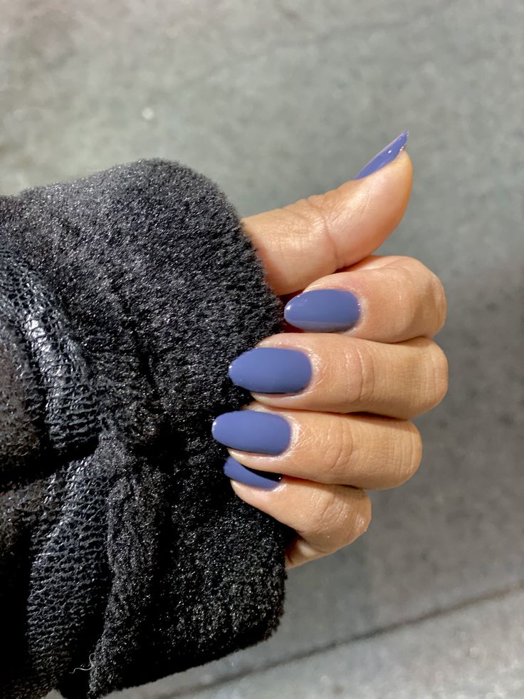 Elegant Matte Lavender Oval Nails for Sophisticated Style.