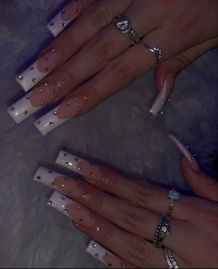 Chic Long Rhinestone-Adorned Nails with Sophisticated Gradient and Delicate Rings