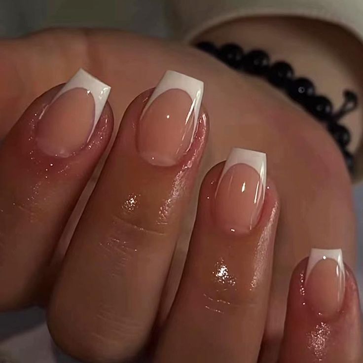 Sophisticated Elegant French Tip Nails: A Timeless Classic with a Modern Twist.