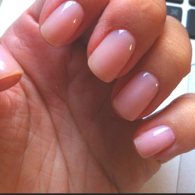 Chic Ombre Nude Nails: A Polished and Elegant Minimalist Design