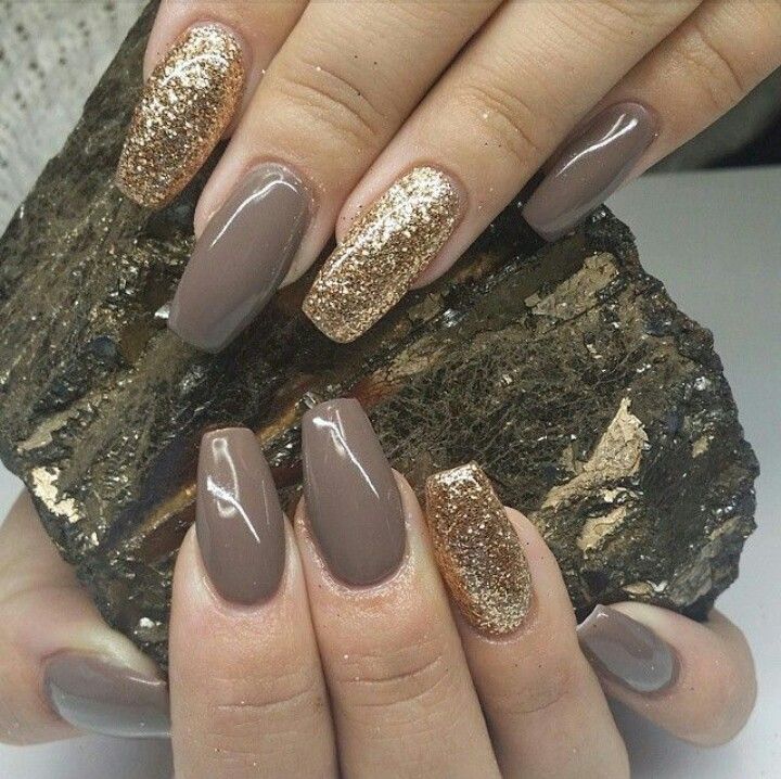 Elegant Taupe and Gold Nail Design for a Stylish Look.