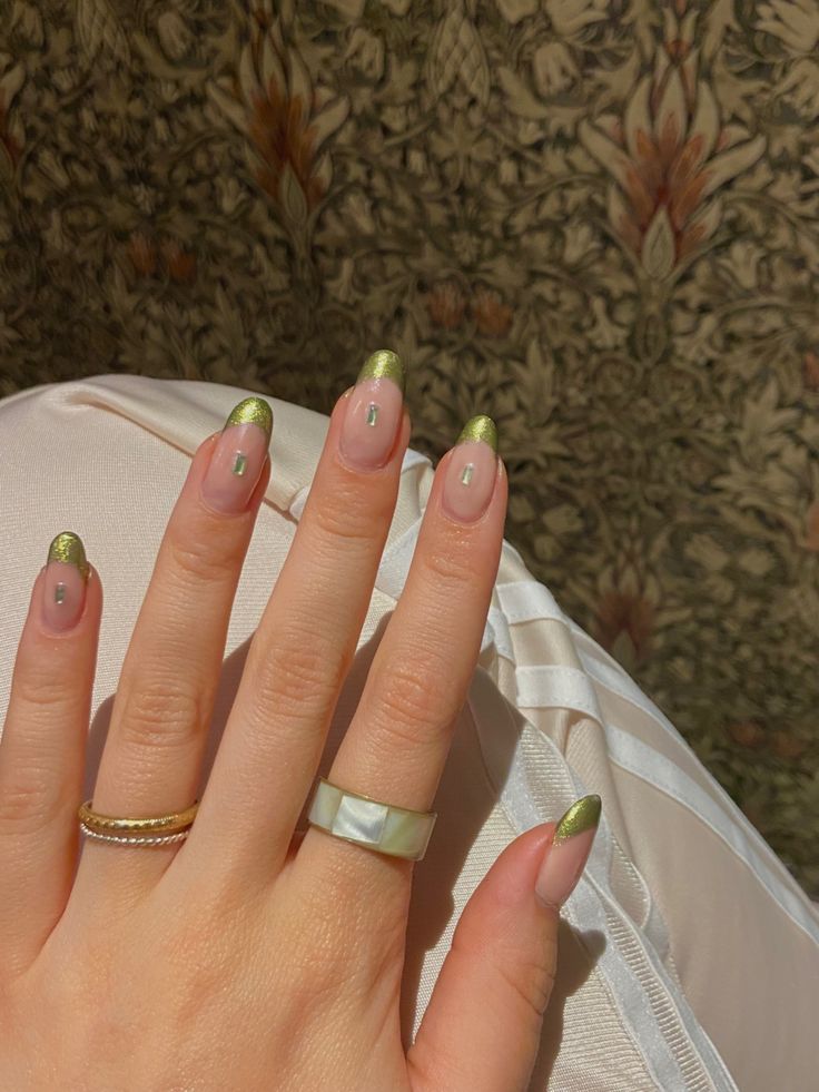 Modern Minimalistic Manicure: Soft Nude with Bold Green Tips