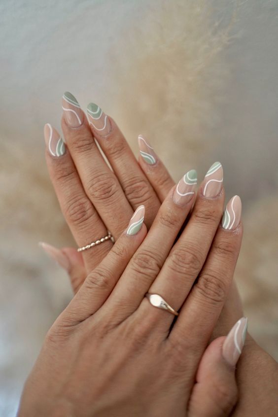 Elegant Pastel Swirl Nail Design: A Sophisticated Touch for Any Occasion.