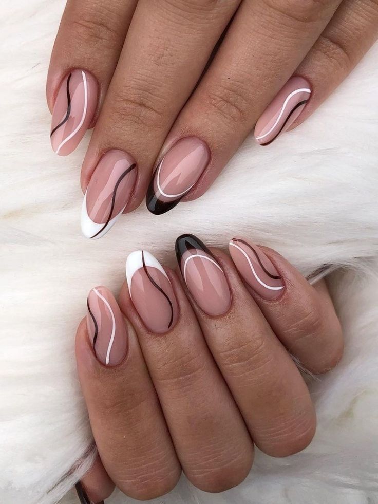 Chic Nail Design: Elegant Nude and Pastel Tones with Modern French Tip Variations