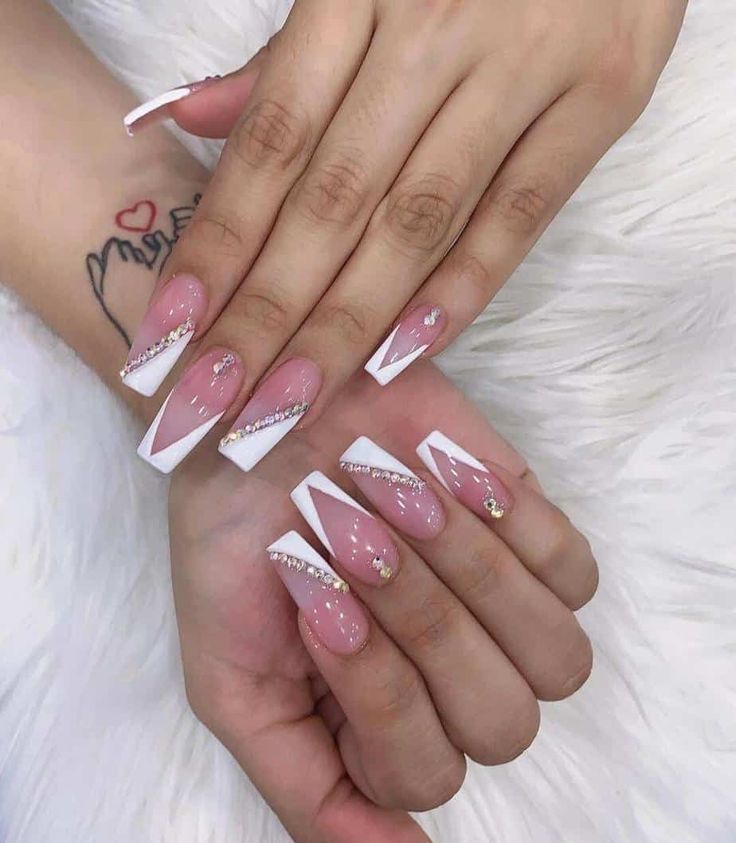 Sophisticated Nail Design: Soft Pink and White with Gold Accents