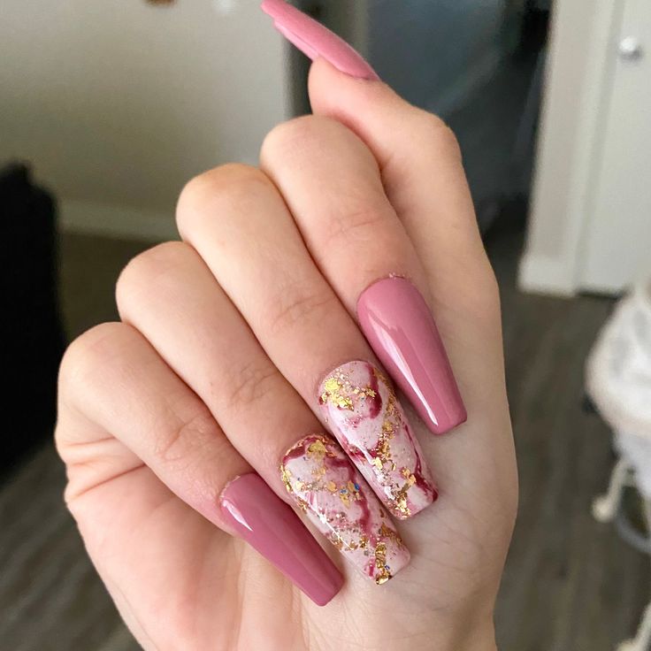 Chic Elegant Nail Design with Soft Pink and Marble Textures