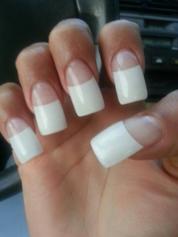 Timeless Elegance: The Versatile Classic French Manicure