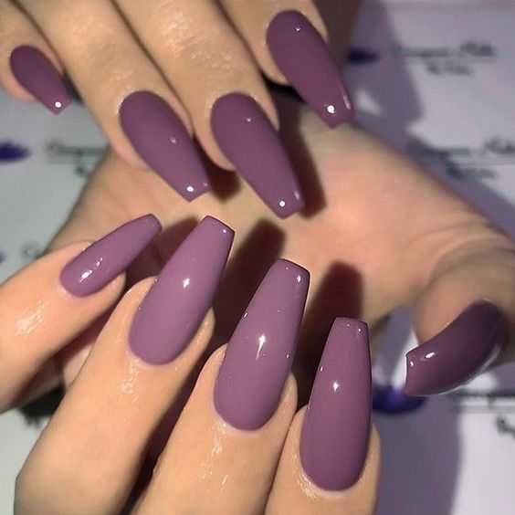 Trendy Glossy Lavender Nails: Chic Elegance for Any Occasion