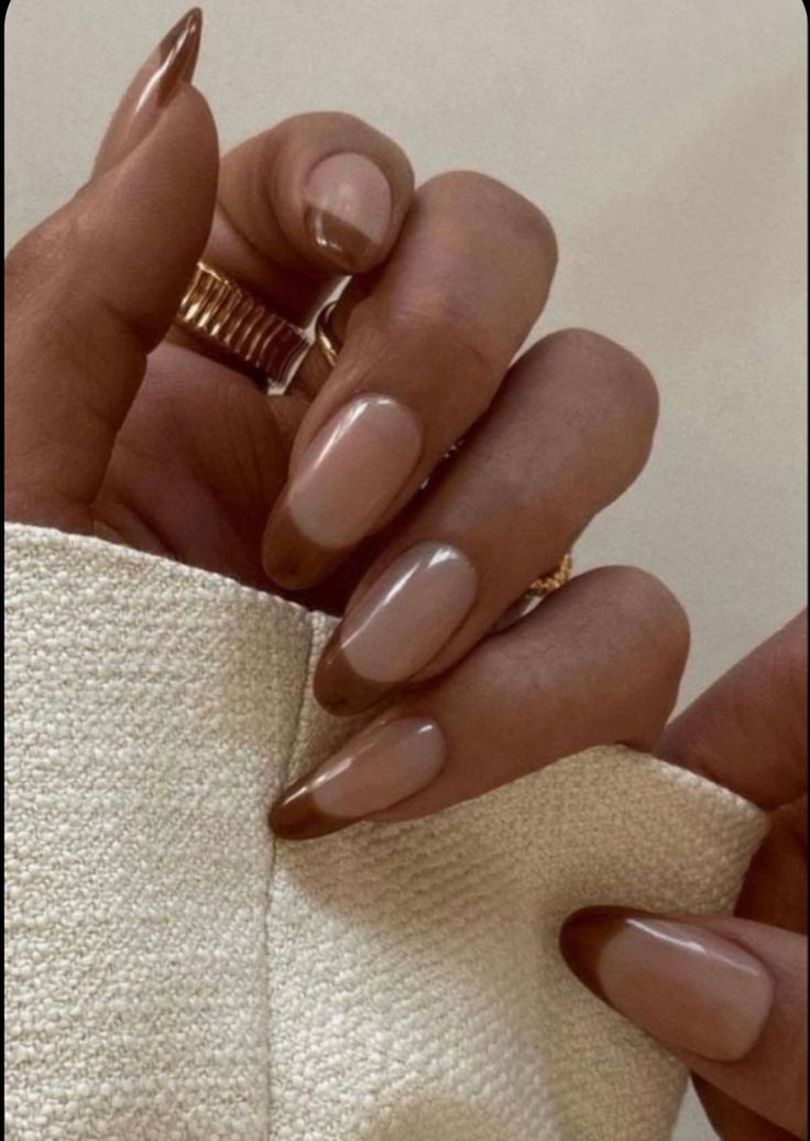 Elegant Almond-Shaped Nails with a Chic Nude and Brown Gradient Design