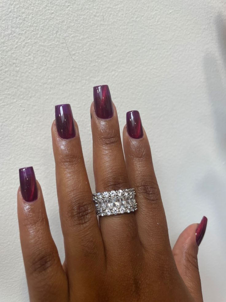 Chic Gradient Burgundy Nail Design for Elegant Occasions