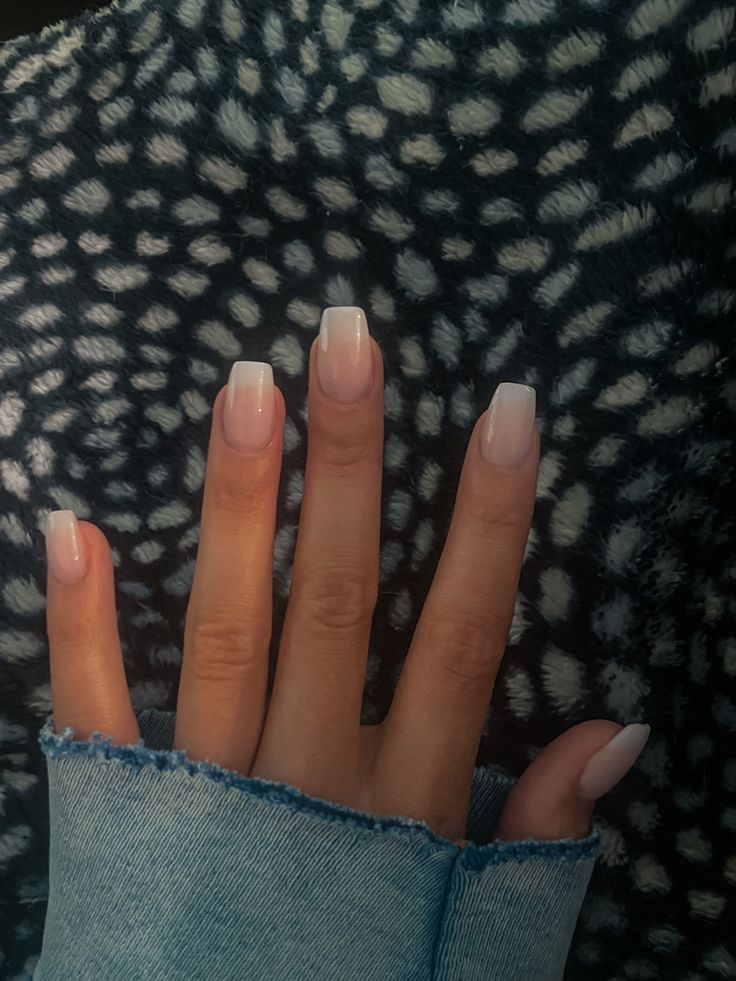 Elegant Ombre Square Nails: Versatile Chic for Any Occasion