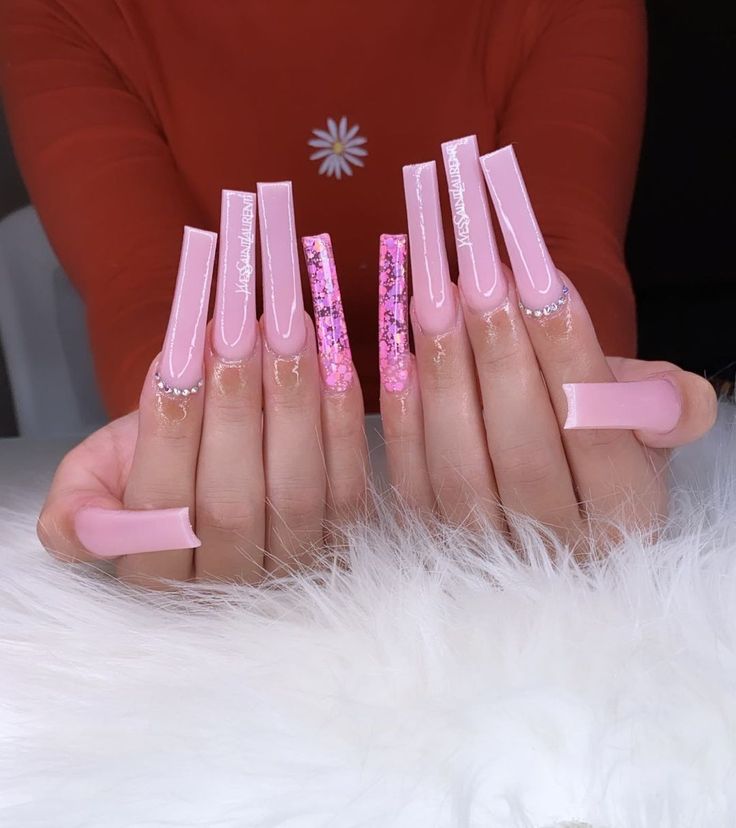 Chic Pink Nail Design: Glossy and Matte Finishes with Glitter and Rhinestone Accents