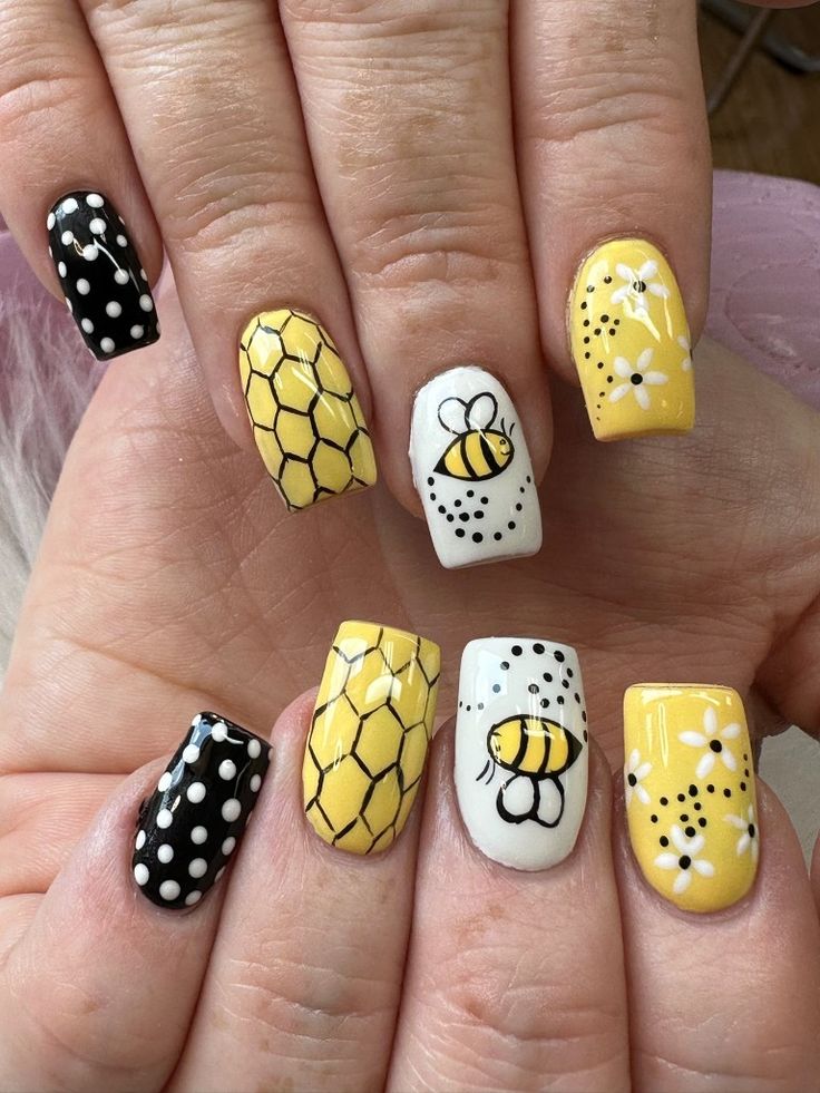 Playful Bee-Inspired Nail Design Perfect for Spring and Summer.