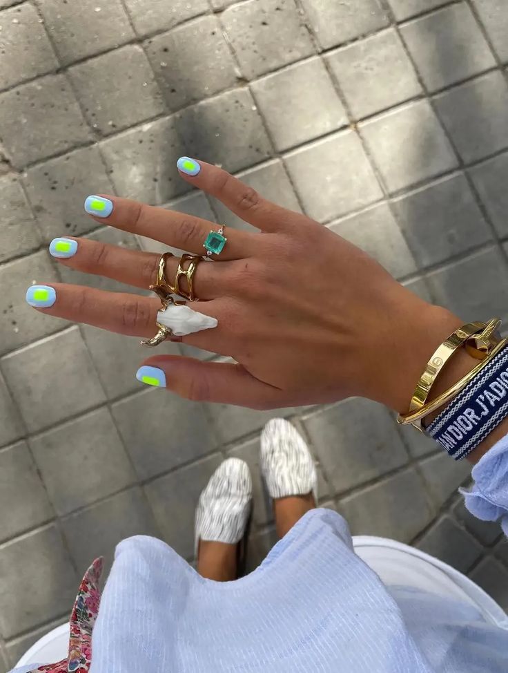 Vibrant Neon Nail Design Perfect for Summer Outings.