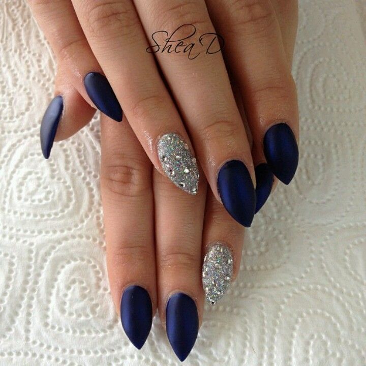 Sophisticated Navy Nails with Dazzling Silver Accent for Special Occasions