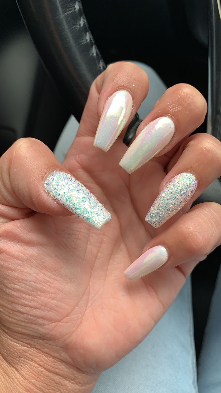 Iridescent and Glitter Nail Design: Chic Elegance for Any Occasion