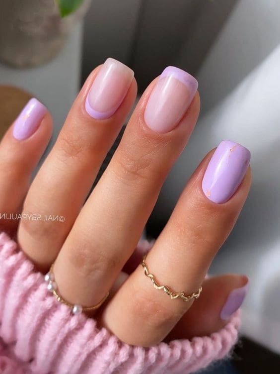 Elegant Pastel Purple French Tip Nails: A Chic and Minimalist Aesthetic.