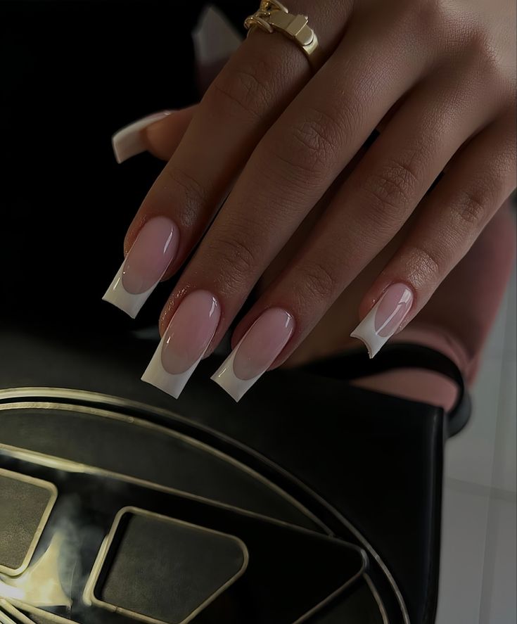 Sophisticated Elegant French Manicure: Classic Soft Pink Base with Striking White Tips