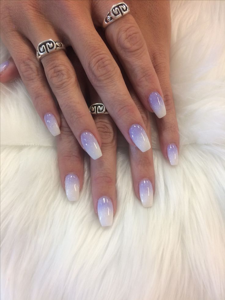 Elegant Lavender-to-White Ombre Nails with Glossy Finish and Silver Ring Accents