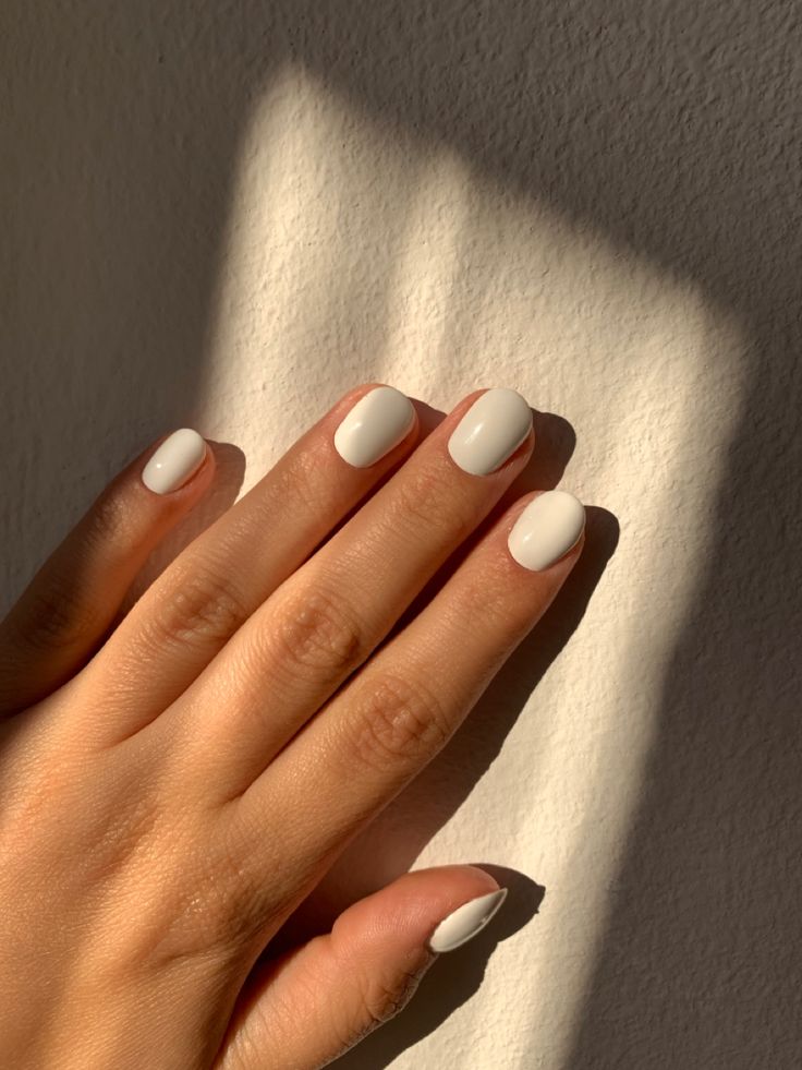 Chic Minimalism: Elegant White Nails for a Polished Look.