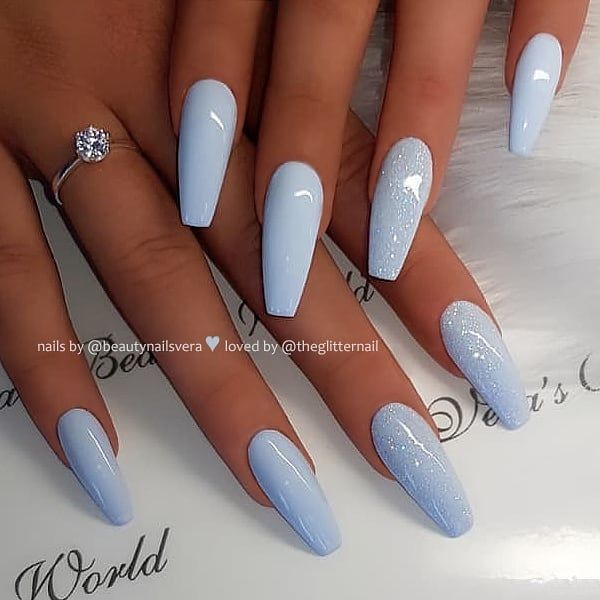 Chic Elegant Pastel Blue Gradient Nails with Glossy Finish and Glitter Accents