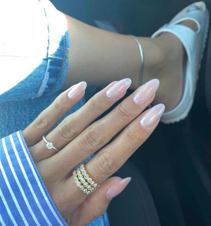 Chic Nude Almond-Shaped Nails: Understated Elegance for Any Occasion