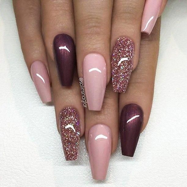 Elegant Nail Design: Soft Pinks, Rich Burgundy, and Glitter Accents