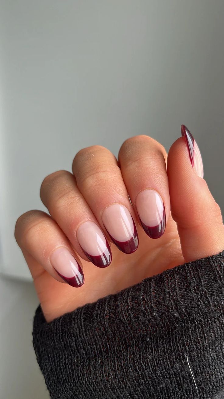 Chic Gradient Nail Design: Soft Pink to Deep Burgundy Transition for Every Occasion.