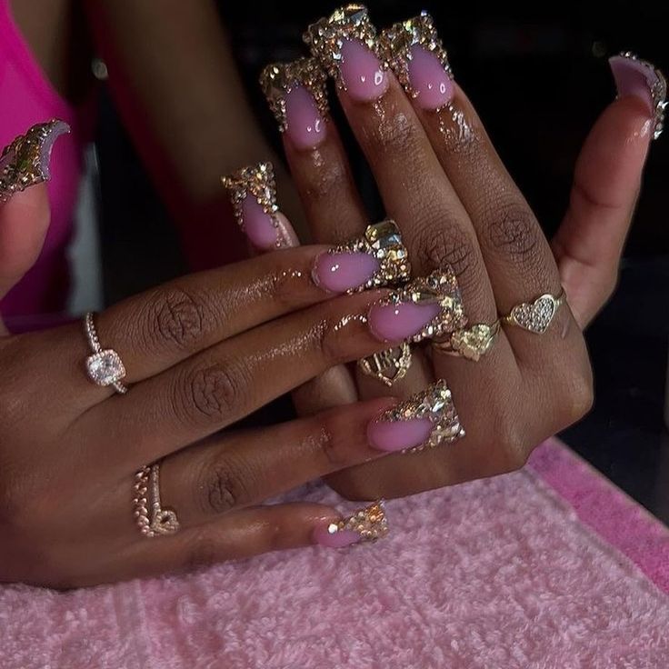 Sophisticated Glamour: Soft Pink and Gold Elegance in Nail Design