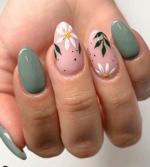 Pastel Floral Nail Design with Daisies and Matte Finish