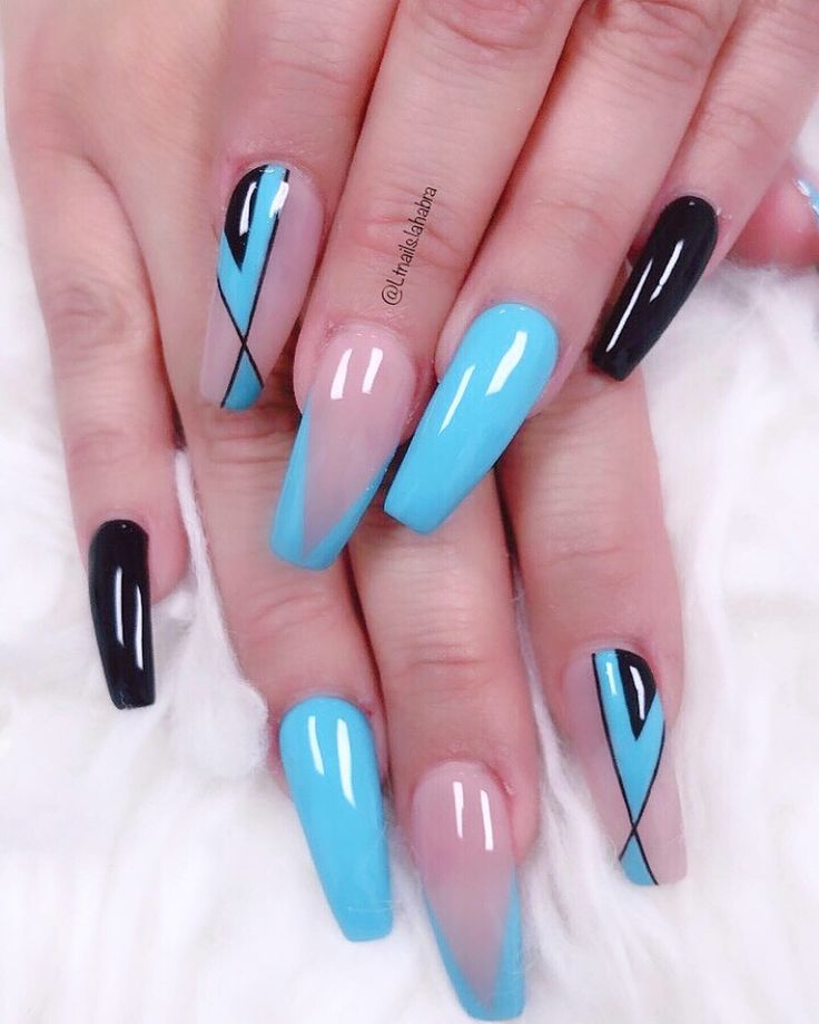 Modern Nail Design: Striking Contrast of Sky Blue, Black, and Nude with Geometric Patterns.