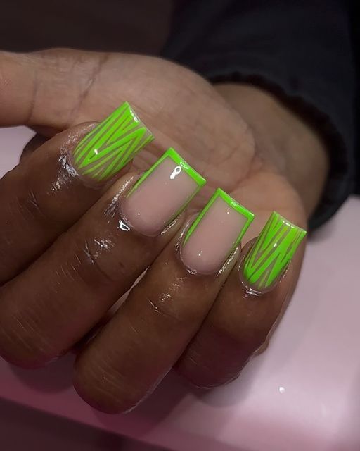 Vibrant Green-Outlined Nail Design with Abstract Stripes: A Chic Twist on Classic Square Nails.