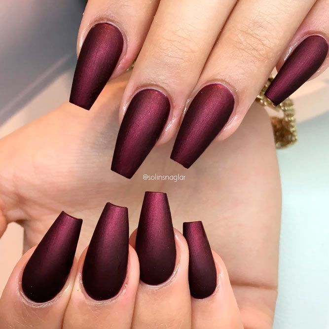 Chic Elegance: Striking Matte Burgundy Nails for a Modern Aesthetic