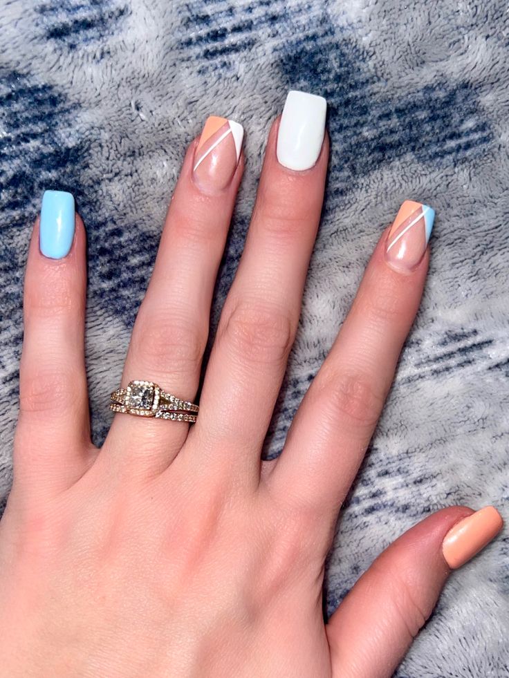 Pastel Geometric Nail Design: A Fresh and Lively Aesthetic