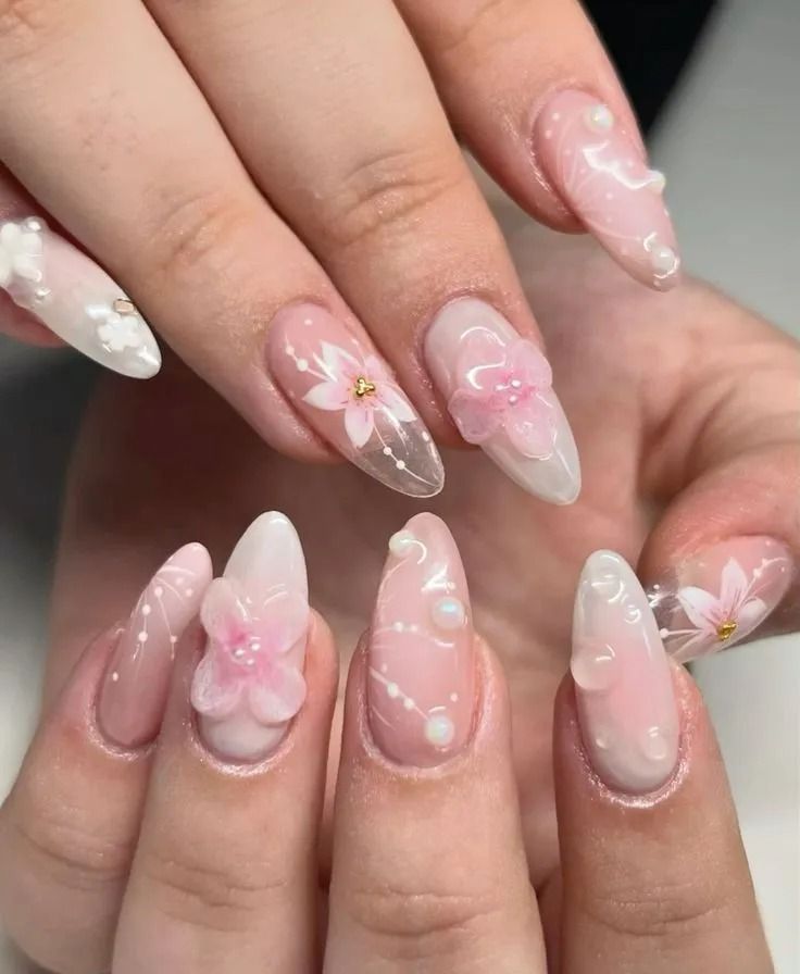 Romantic Floral-Inspired Nail Design in Soft Pink and White Tones