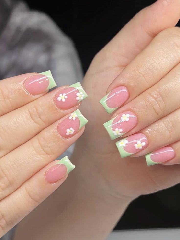 Charming Floral Nail Design in Soft Pink and Mint Green for Spring Celebrations.