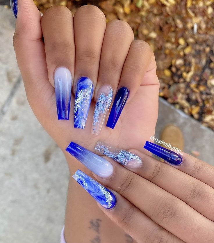 Striking Blue and White Nail Art: An Elegant Blend of Designs and Textures