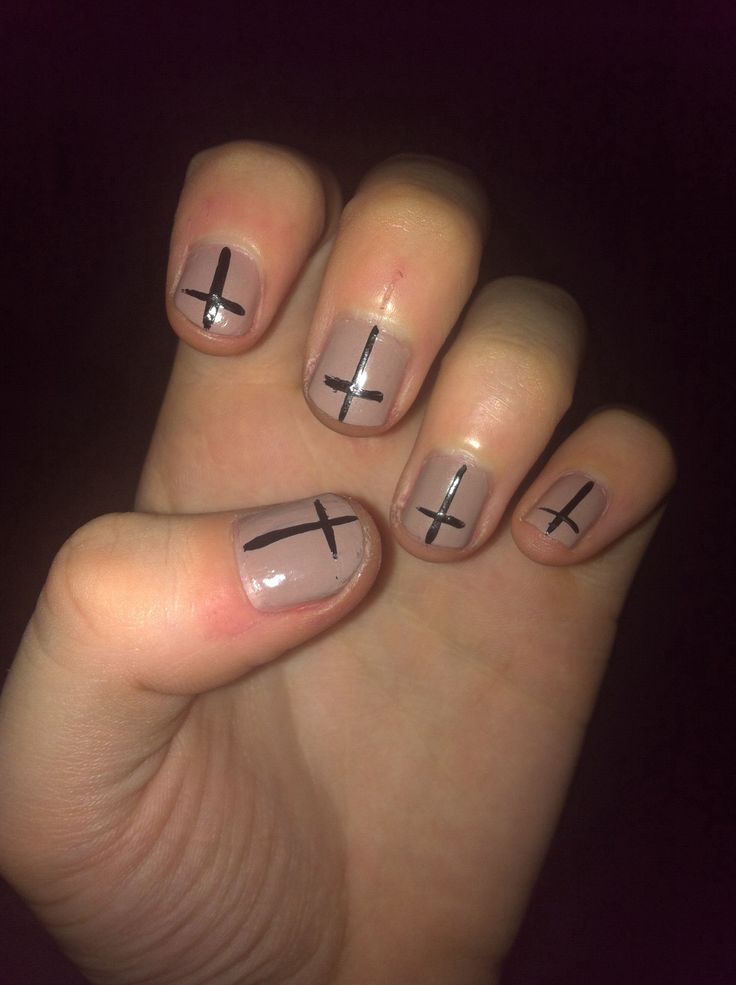 Elegant Cross-Patterned Nail Design: Striking Minimalism with Edginess