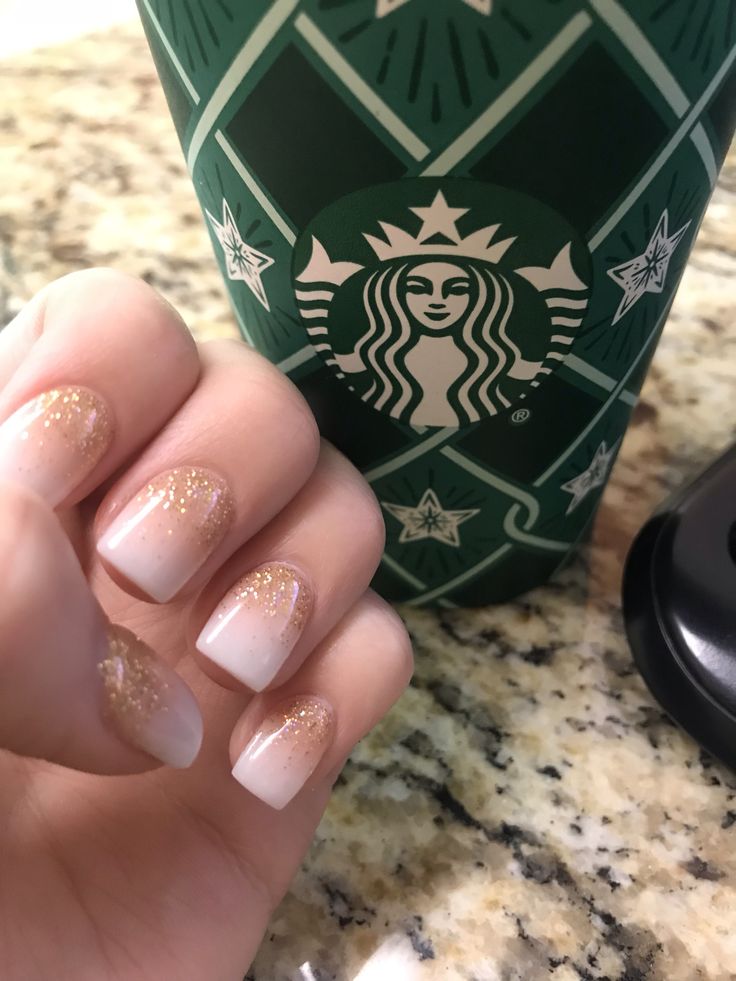 Elegant Gradient Nail Design with Sparkling Gold Glitter for Any Occasion