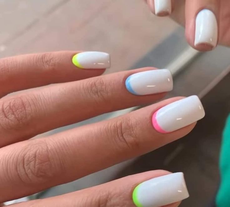 Modern Colorful French Tips: A Chic Twist on Classic Nail Art