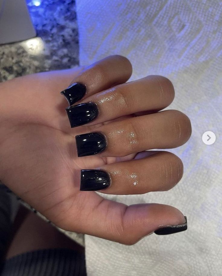 Chic Square Black Nail Design: Glossy Finish for Elegance in Any Occasion.