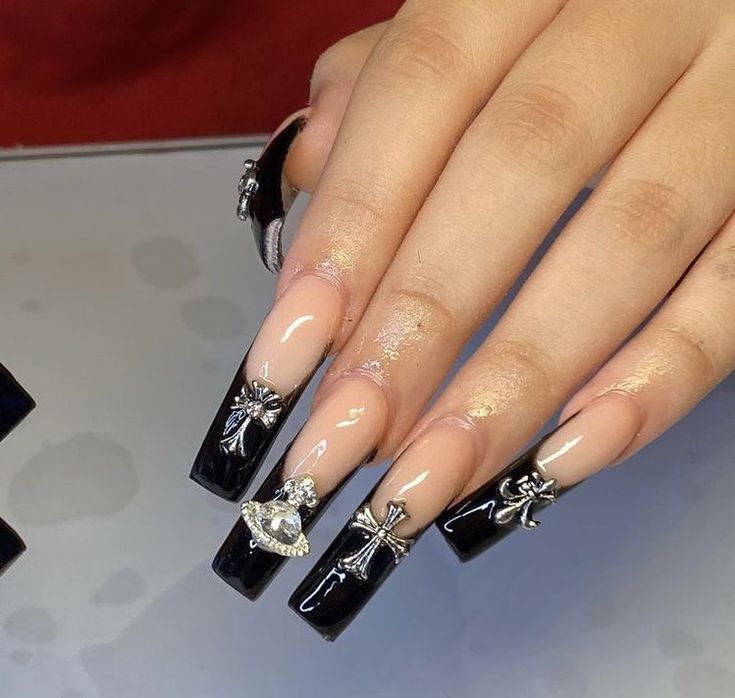 Black Nails With Chrome Hearts