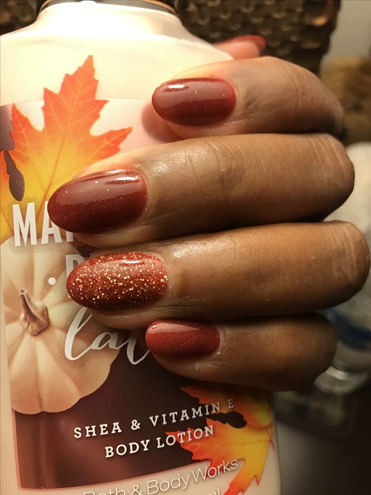 Chic Autumn Nail Design: Burgundy and Glitter for Seasonal Elegance