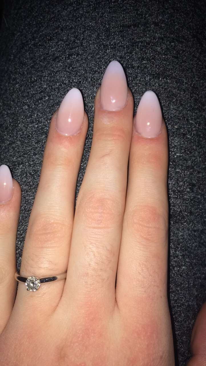 Elegant Ombre Almond Nails: A Stylish Pink-to-Nude Gradient for Any Occasion