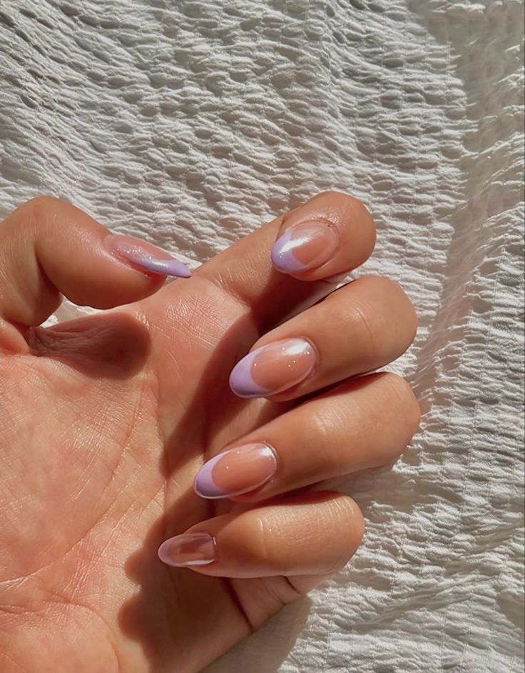 Elegant Nail Design: Soft Peach and Lavender Blend with Chic Sophistication