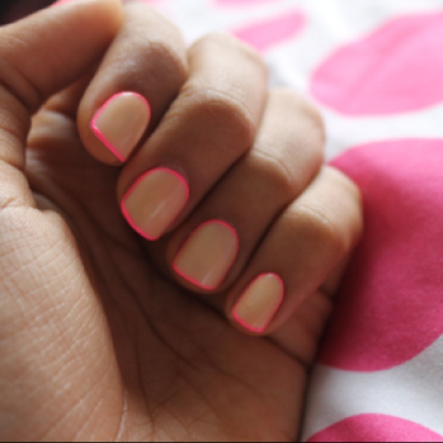 Chic Nude Base with Vibrant Neon Pink Tips: A Stylish Twist on Classic Manicure.