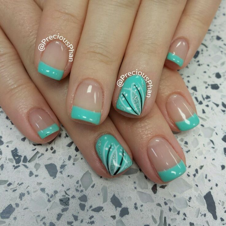 Sophisticated Manicure Design: Soft Nude and Vibrant Turquoise with Glossy Accents and Leaf Patterns