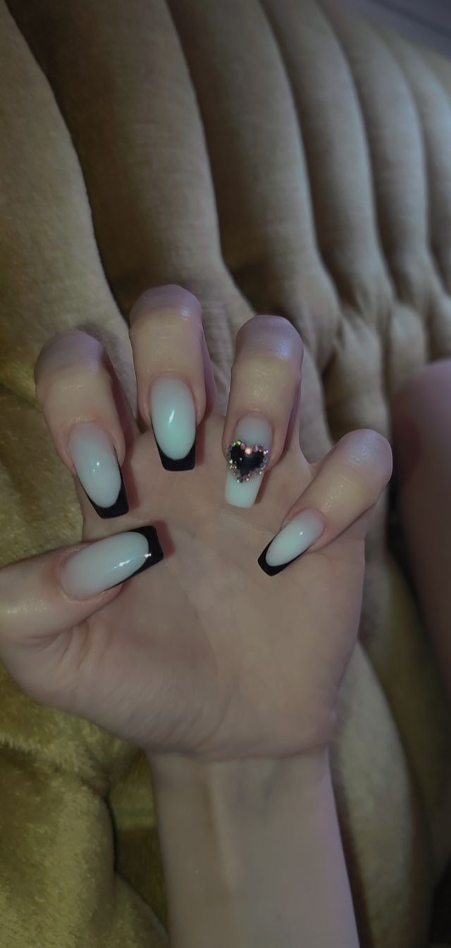 Chic Ombre Nail Design with Glamorous Gem Accent