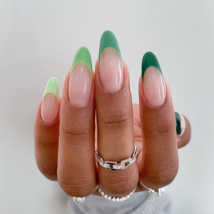 Elegant Gradient Green Nail Design for Spring/Summer.